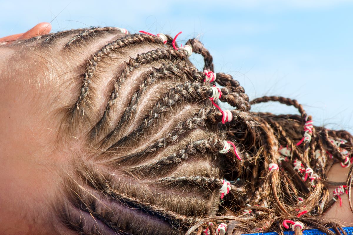 coiffure tresses collées