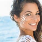 Préserver sa peau : notre guide complet pour une protection solaire efficace