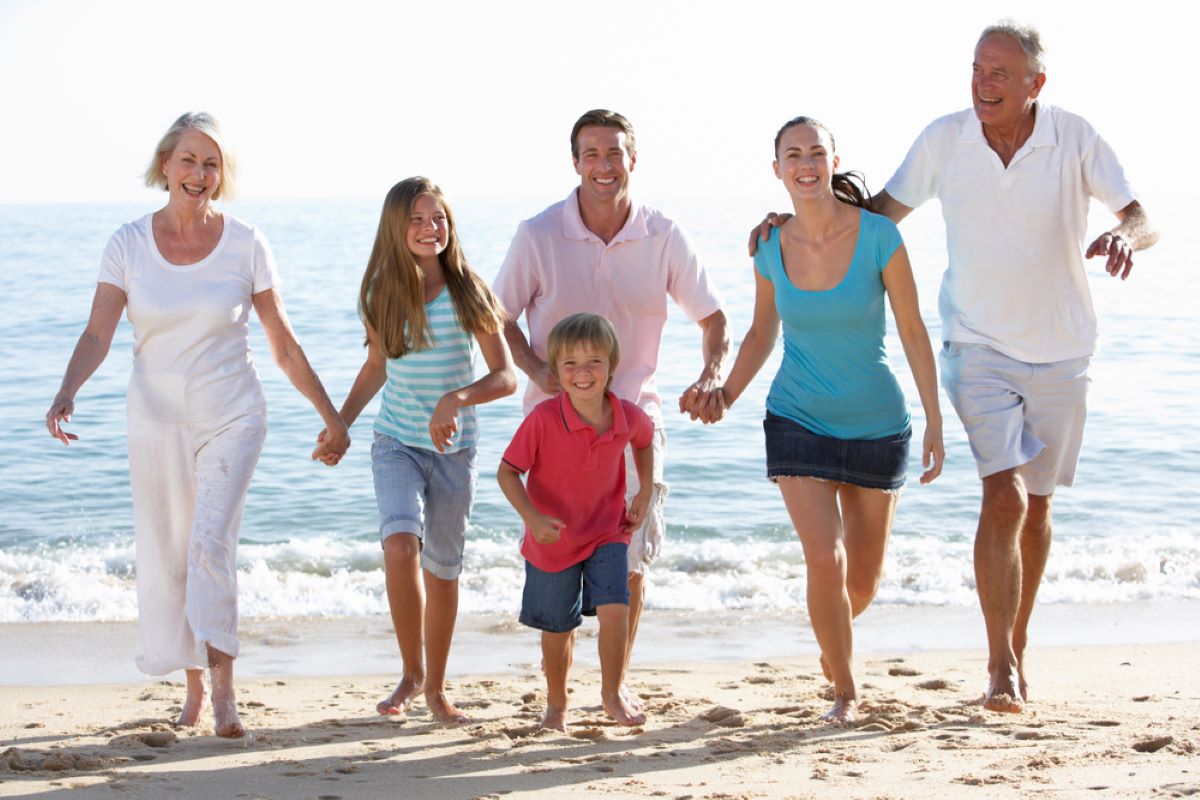 Famille qui a choisi une bonne complémentaire santé pour leur sante et leur bien être