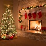 Comment décorer un sapin de Noël comme une pro, en 9 étapes