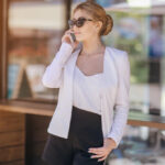 La règle des 3 pièces : le secret des femmes stylées sans effort