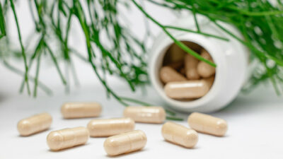 Compléments alimentaires pour femme : comprendre les bases avant de se lancer