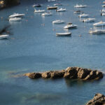 Les sentiers du littoral du golfe de Saint-Tropez : guide de randonnée entre panoramas et criques secrètes